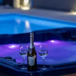 M&B Green Oasis With Pool And Jacuzzi