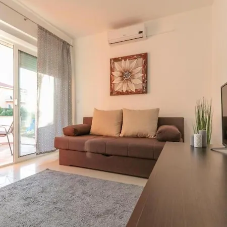 M & B Apartmán *