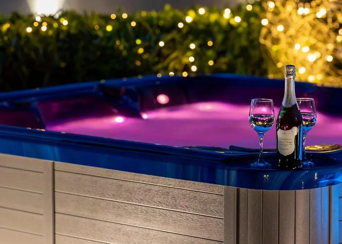 M&B Green Oasis With Pool And Jacuzzi Bibinje