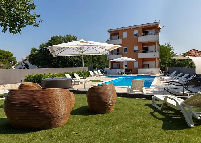 Apartamento M&B Green Oasis With Pool And Jacuzzi Bibinje