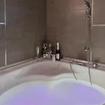M&b Oasis With Pool And Jacuzzi