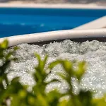 M&b Oasis With Pool And Jacuzzi