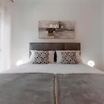 Apartament M&b Oasis With Pool And Jacuzzi